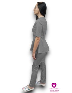 Costum medical gri petrecut basc, din tercot elastic 2