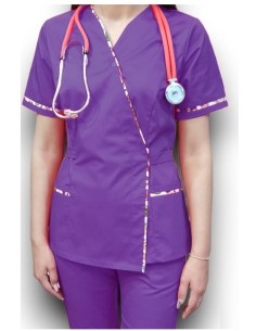 Costum medical mov Kimono, din tercot fix, cu insertie florala 2
