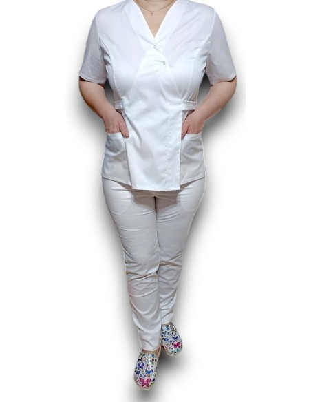 Costum medical alb Kimono, din tercot elastic Costum medical alb Kimono, din tercot elastic