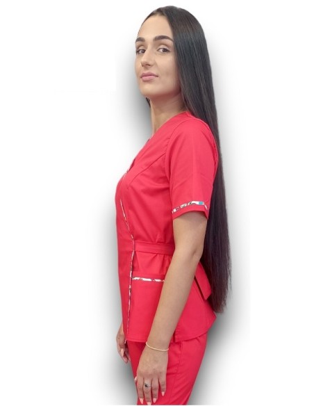 Halat medical rosu Kimono, din tercot elastic, cu insertie florala Halat medical rosu Kimono, din tercot elastic, cu insertie florala