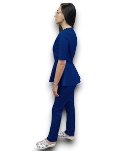 Costum medical bleumarin petrecut basc, din tercot elastic 2