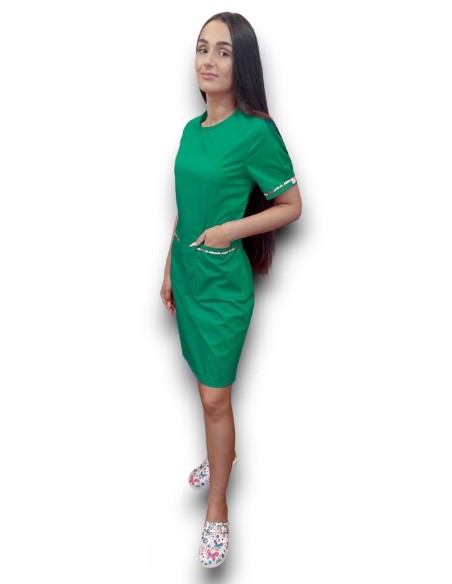 Sarafan medical verde spital cu insertie florala, fermoar la spate, din tercot elastic Sarafan medical verde spital cu insertie florala, fermoar la spate, din tercot elastic