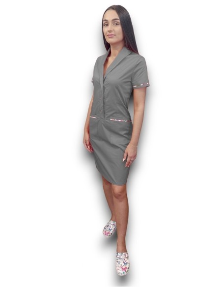 Sarafan medical gri cu insertie florala, capse in fata, din tercot elastic Sarafan medical gri cu insertie florala, capse in fata, din tercot elastic