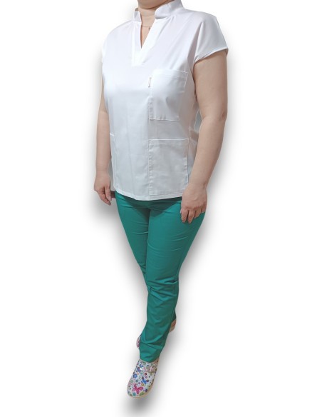 Halat medical alb, bluza anchior si guler tunica, din tercot elastic Halat medical alb, bluza anchior si guler tunica, din tercot elastic
