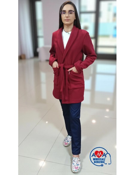 Halat polar grena profesional pentru personal medical si auxiliar Halat polar grena profesional pentru personal medical si auxiliar